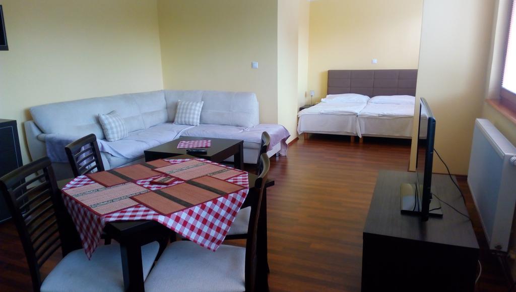Guest House Mladost Presov Luaran gambar