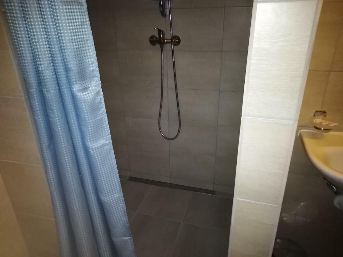 Guest House Mladost Presov Luaran gambar